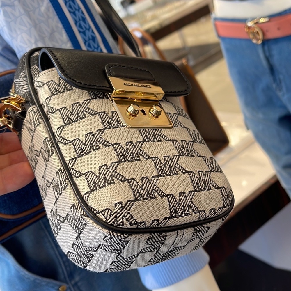 Michael Kors Sloan Editor Small Phone Logo Jacquard Crossbody
Black Multi - Picture 8 of 16